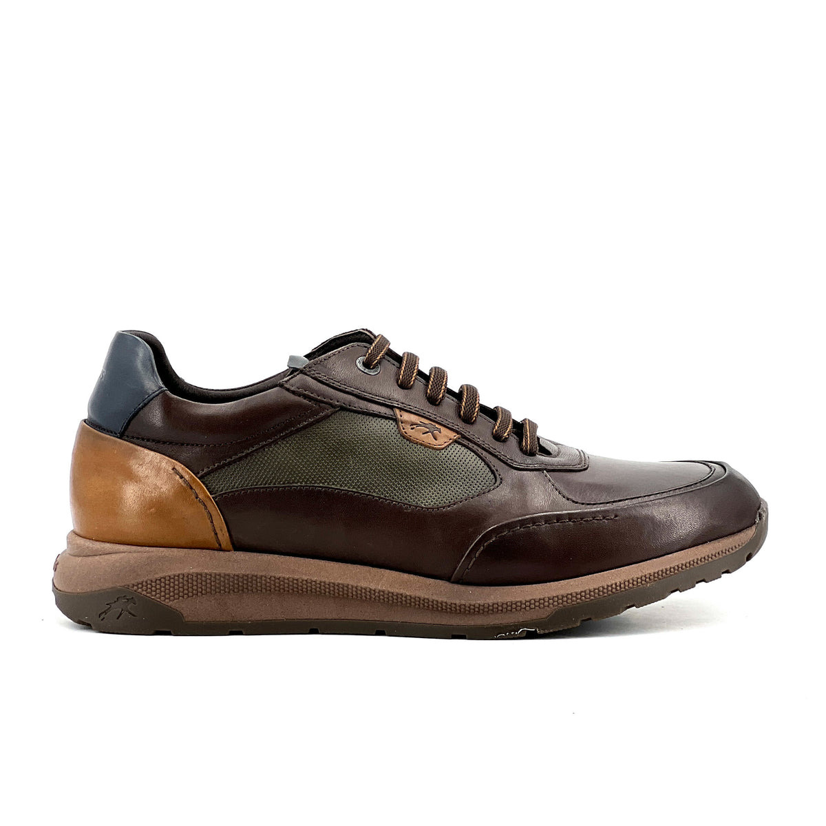 MARRÓN