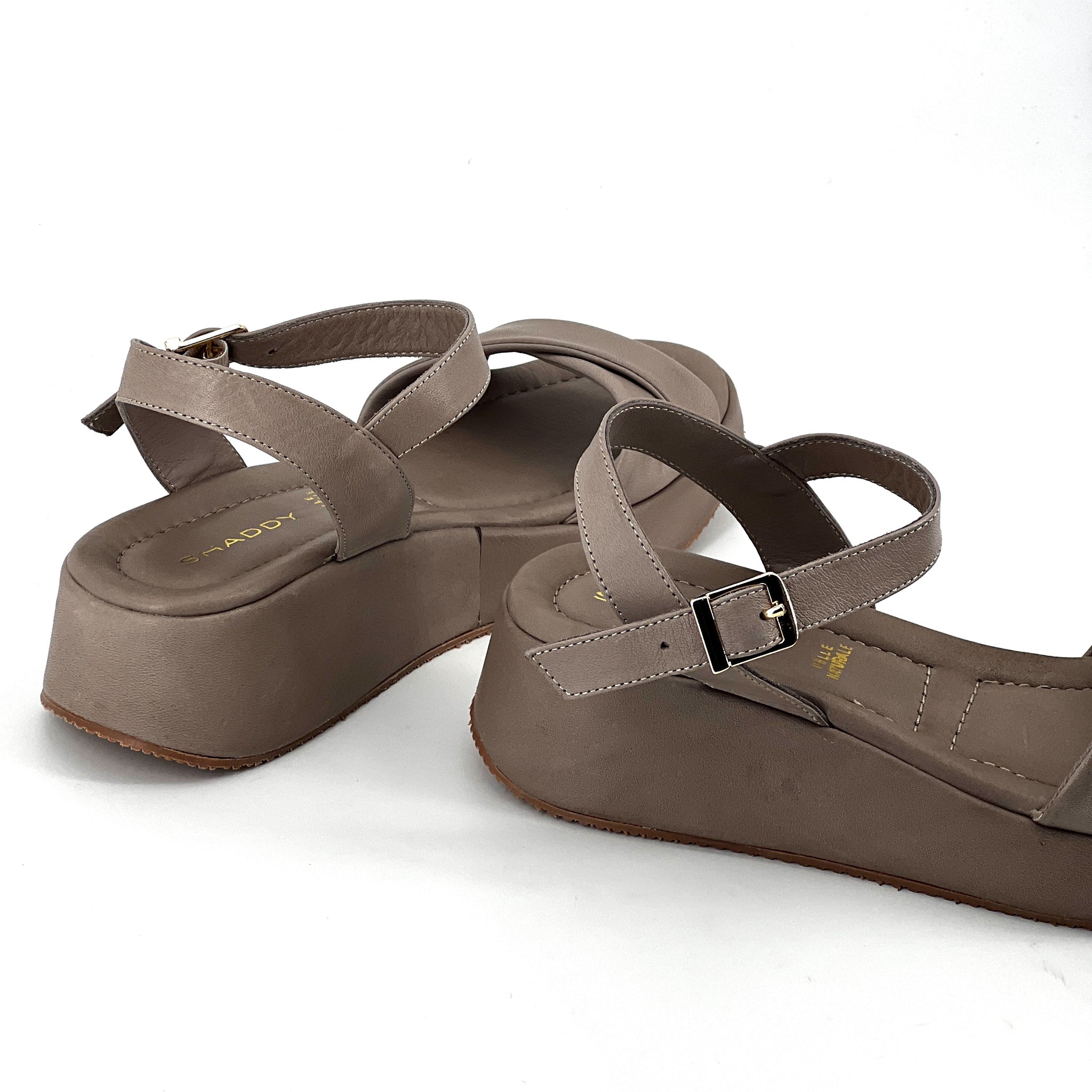 TAUPE