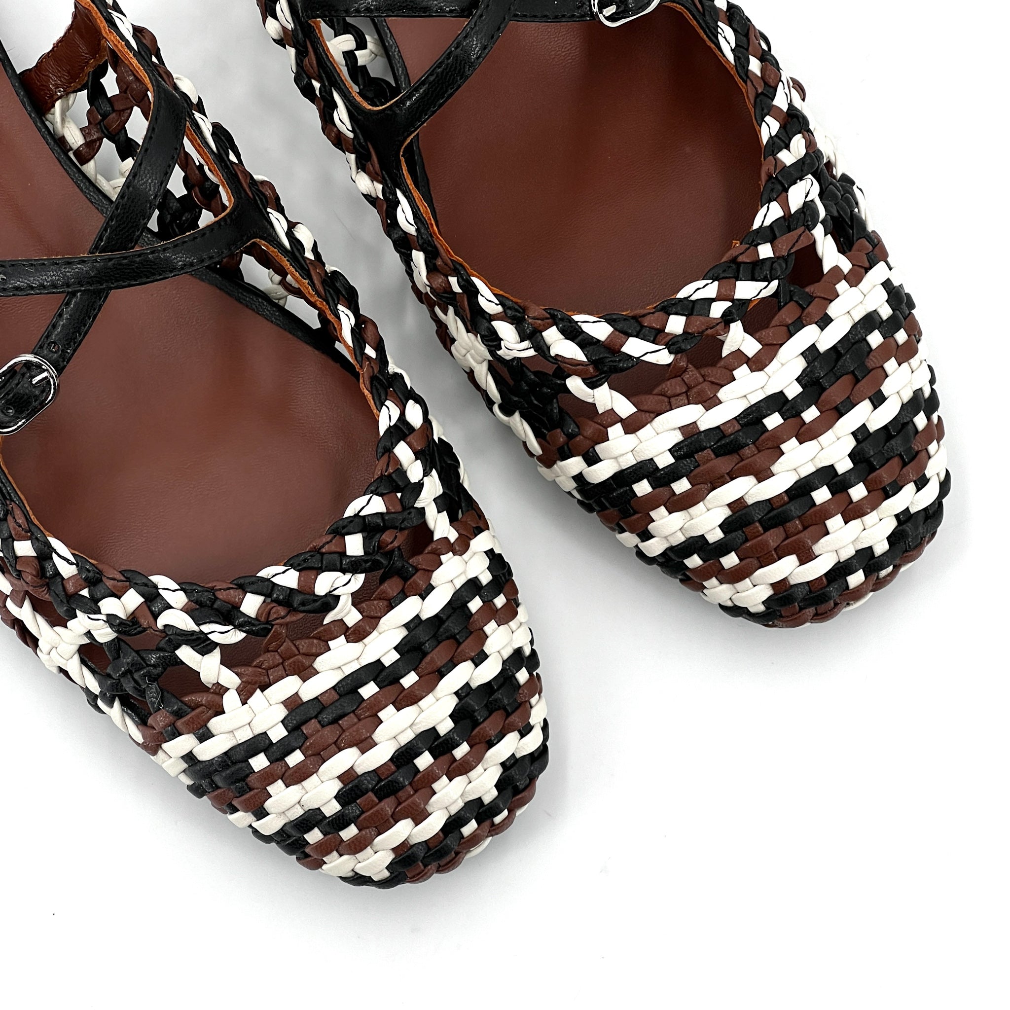 NEGRO
