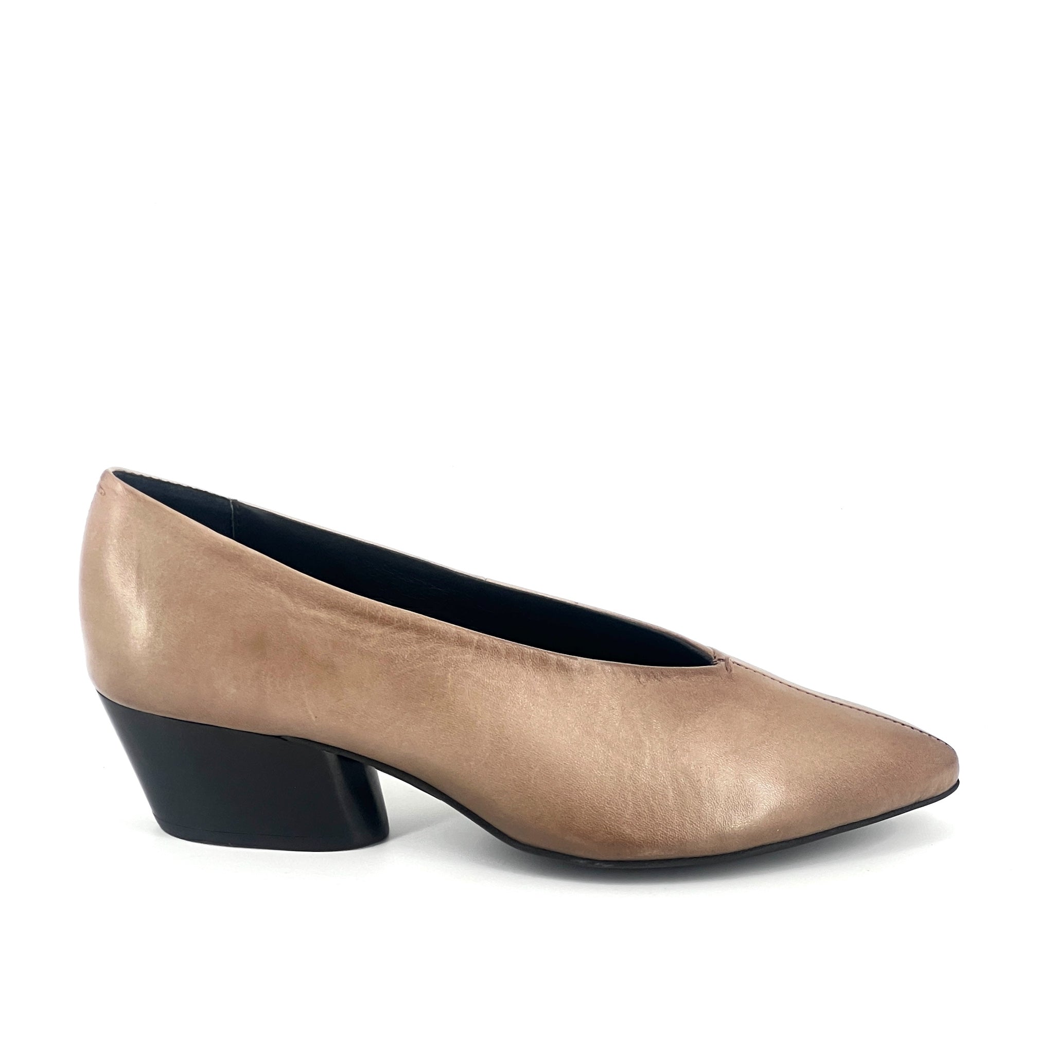 TAUPE